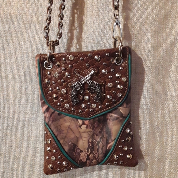 Cute purse w. studs & rhinestones - Picture 1 of 6